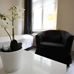 Three Bedroom Apartment In Oslo, Cort Adelers Gate 17