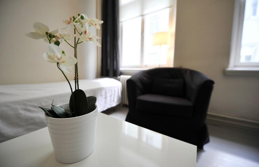 Three Bedroom In Oslo, Cort Adelers Gate 17 *
